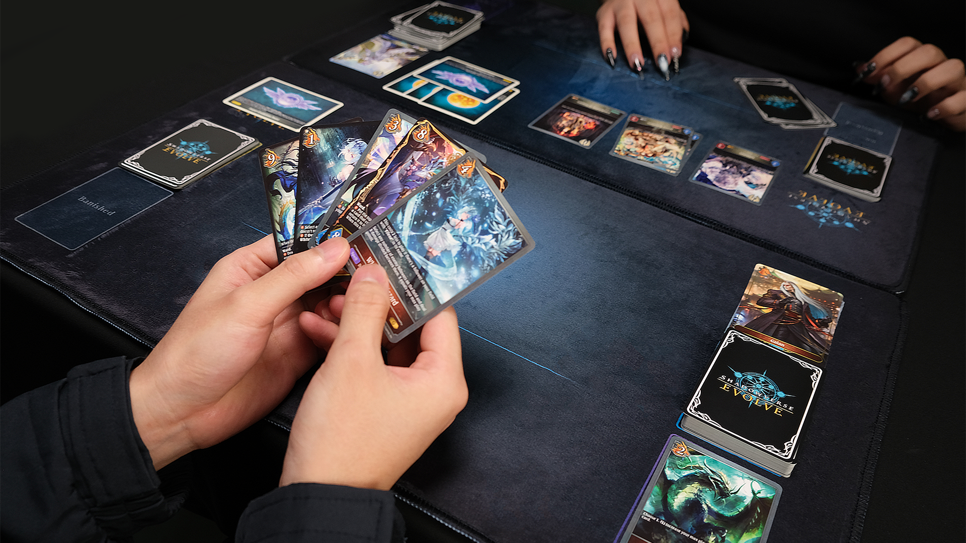 Limited Edition Vol. 4<br>Fluffy Playmat -<br>Shadowverse: Evolve<br>(English Edition) - Image 3